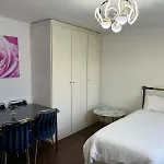2Bdr Apt With See View - Free Parking