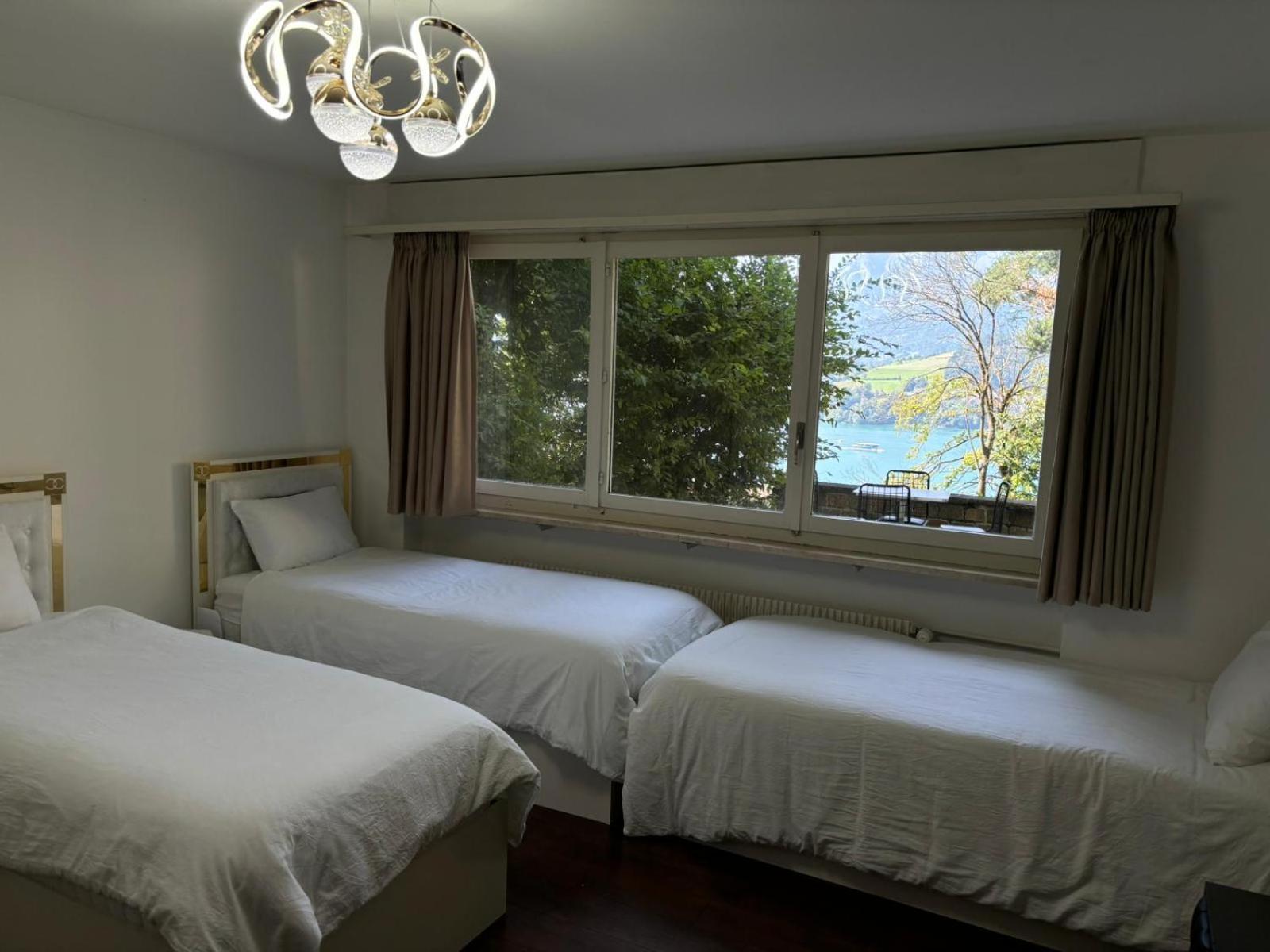 Apartment 2bdr With View - Free Parking *